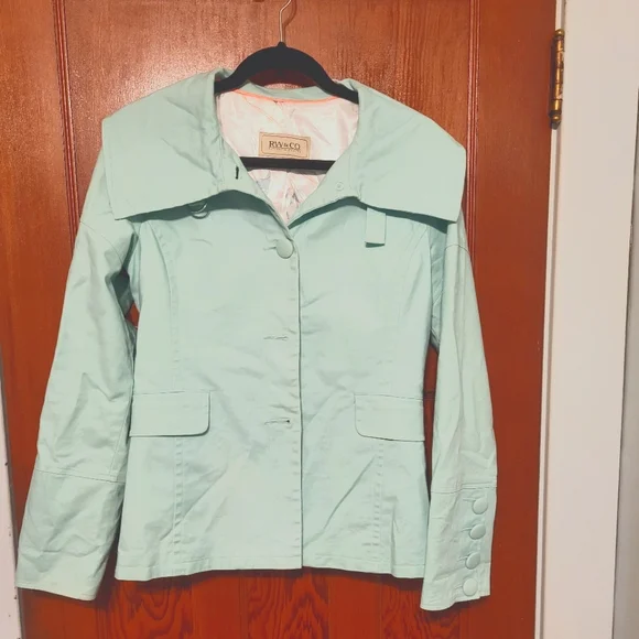 Mint green jacket - Picture 1 of 6